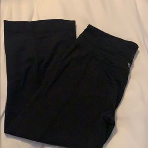 Lululemon wide leg Capri